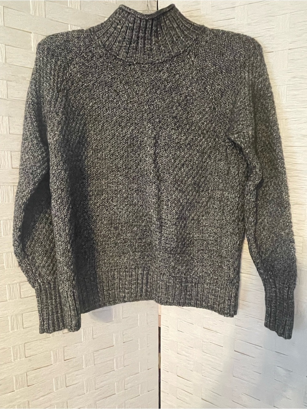 Women's Chaps Vintage Gray Sweater Med Salt And Pepper Fisherman Knit Statement